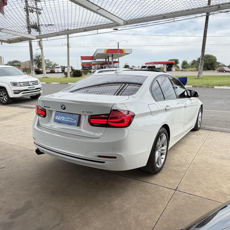BMW 320I - Foto