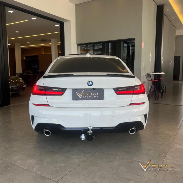 BMW 320I - Foto