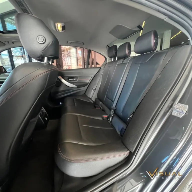 BMW 328I - Foto