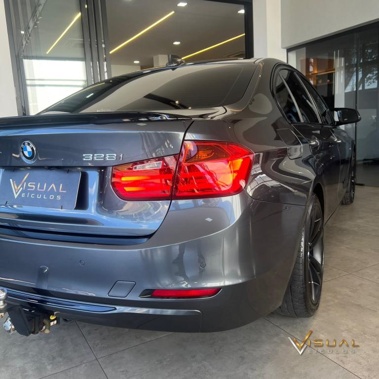 BMW 328I - Foto