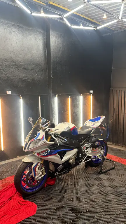 BMW S 1000 RR - Foto