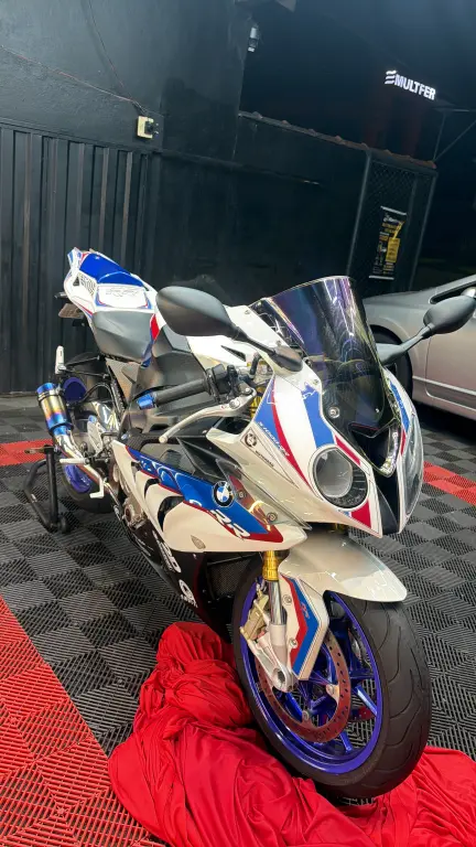 BMW S 1000 RR - Foto