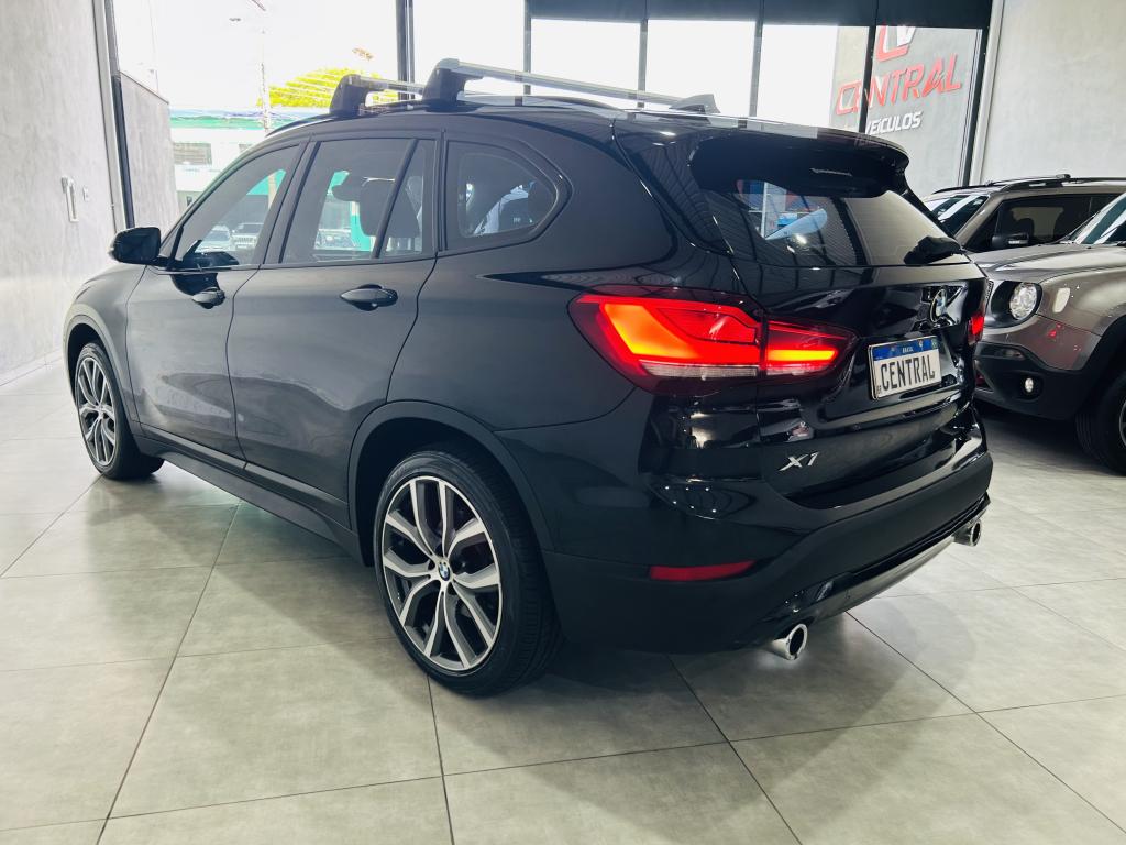 BMW X1 - Foto
