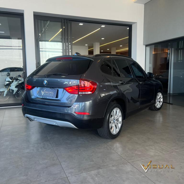 BMW X1 - Foto
