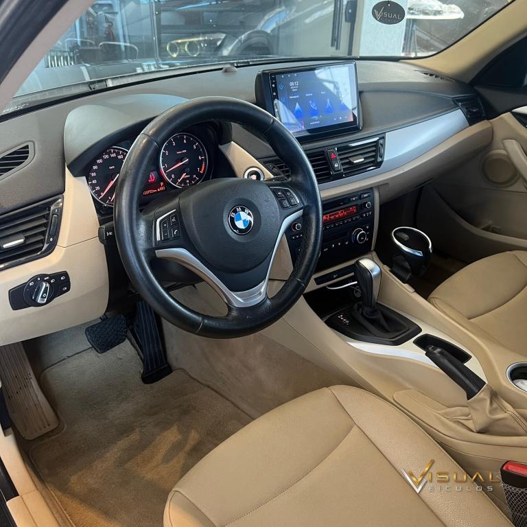 BMW X1 - Foto