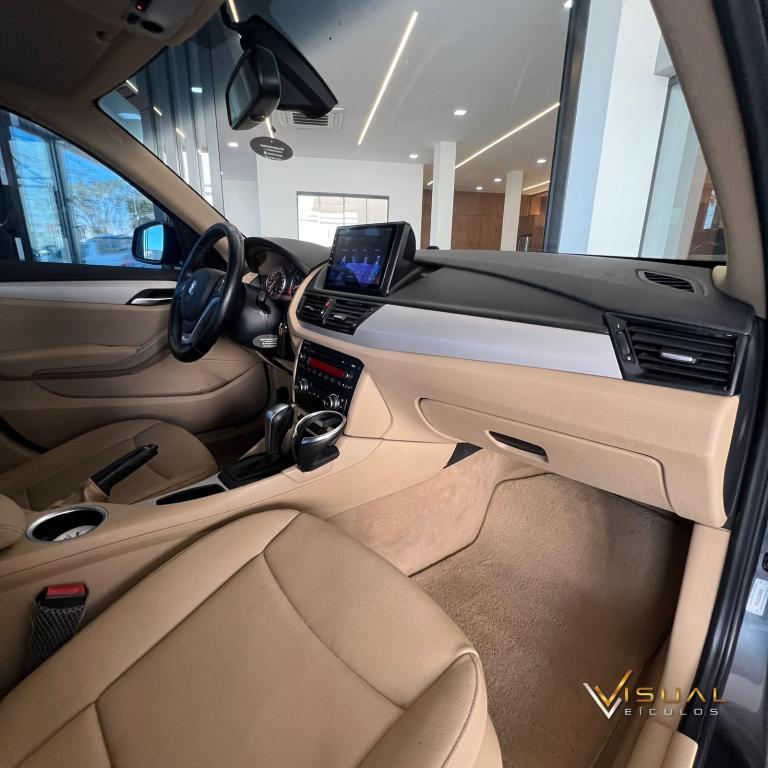 BMW X1 - Foto