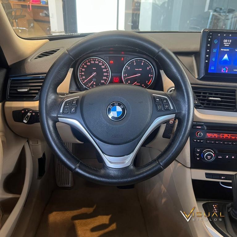 BMW X1 - Foto