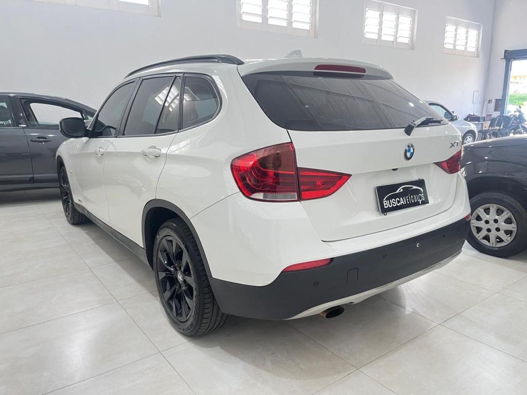 BMW X1 - Foto