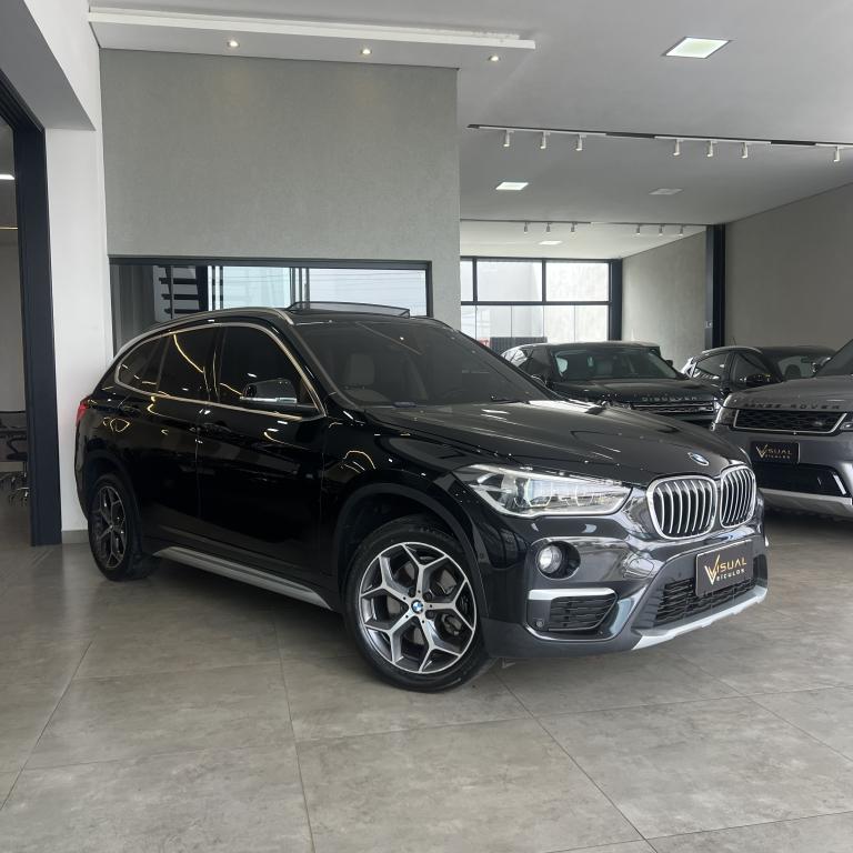 BMW X1 - Foto