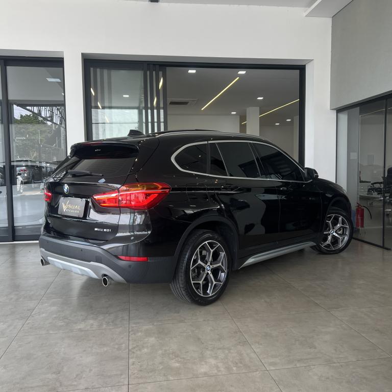 BMW X1 - Foto