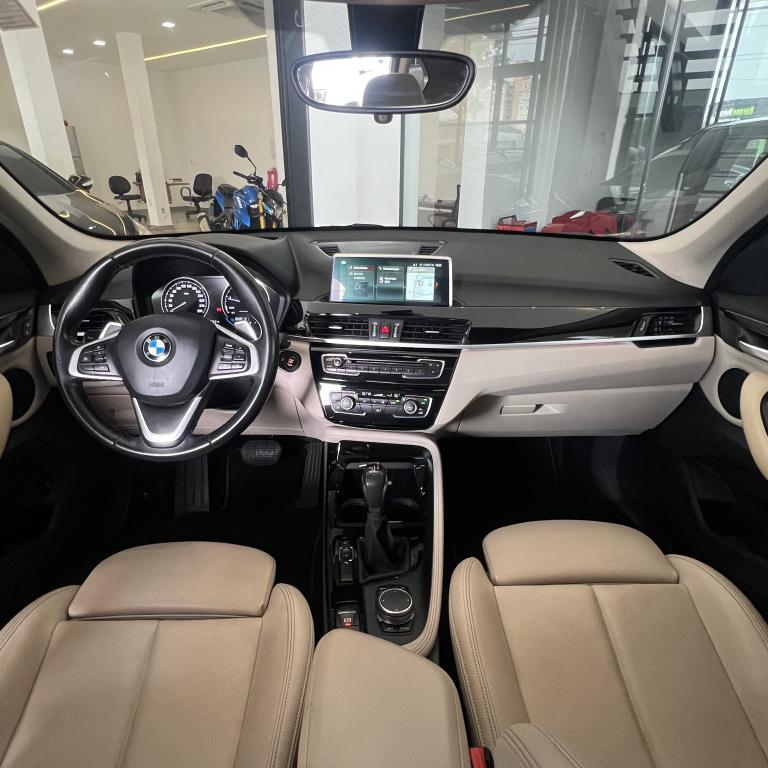BMW X1 - Foto