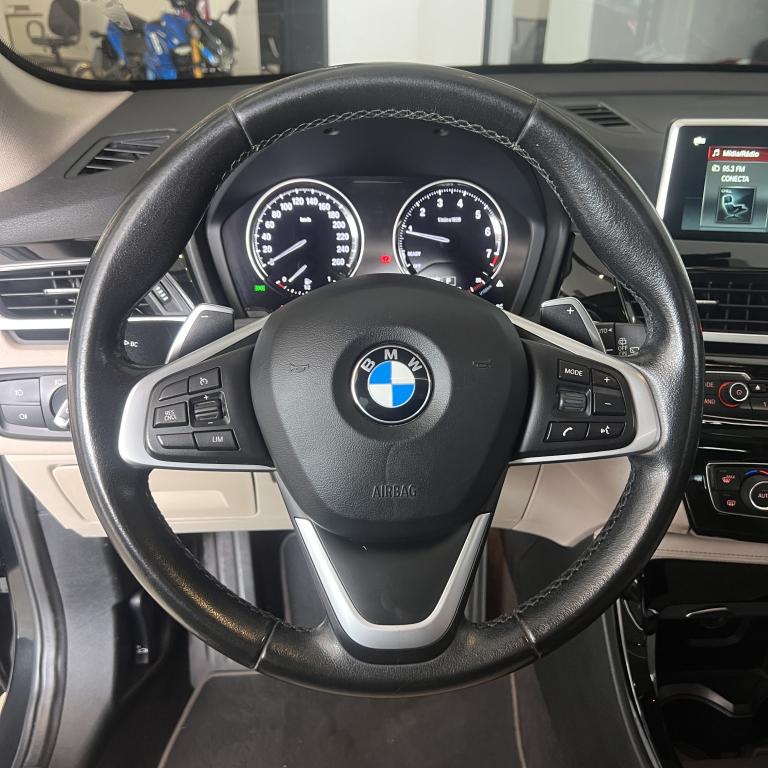 BMW X1 - Foto