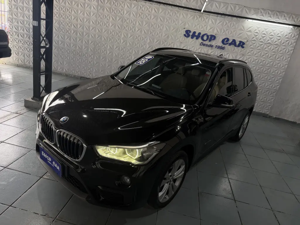 BMW X1 - Foto