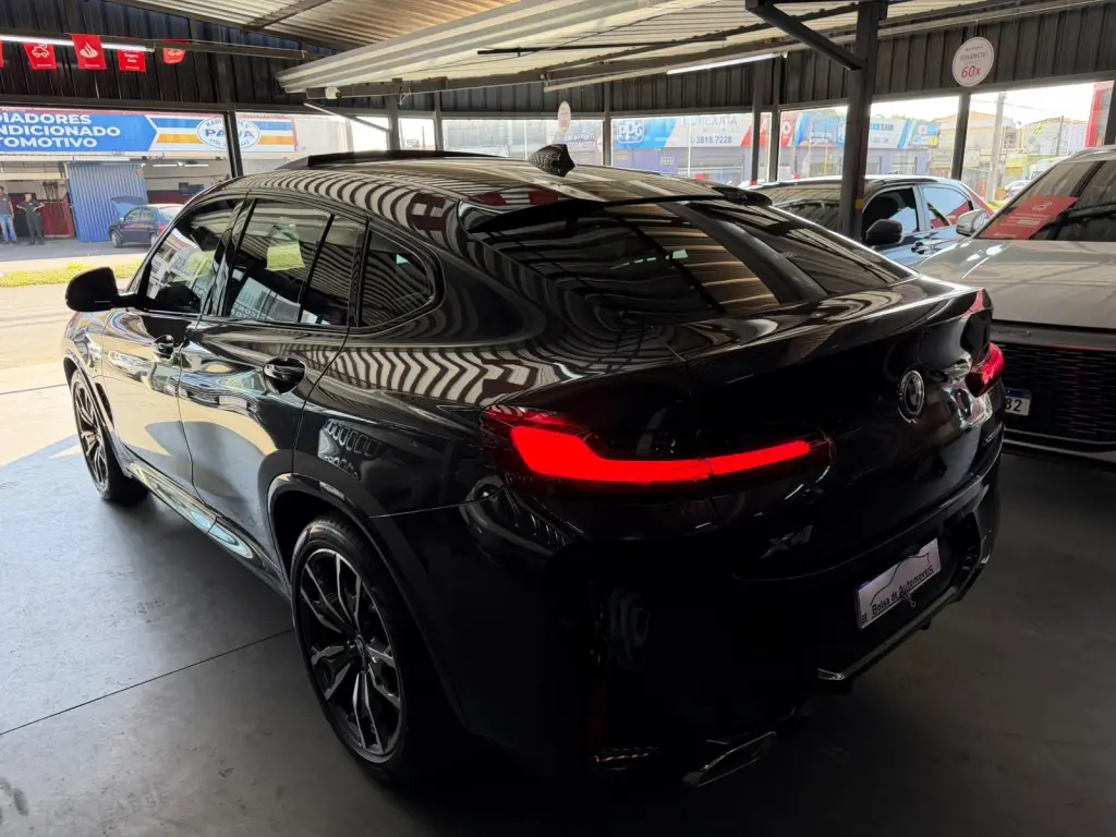 BMW X4 - Foto