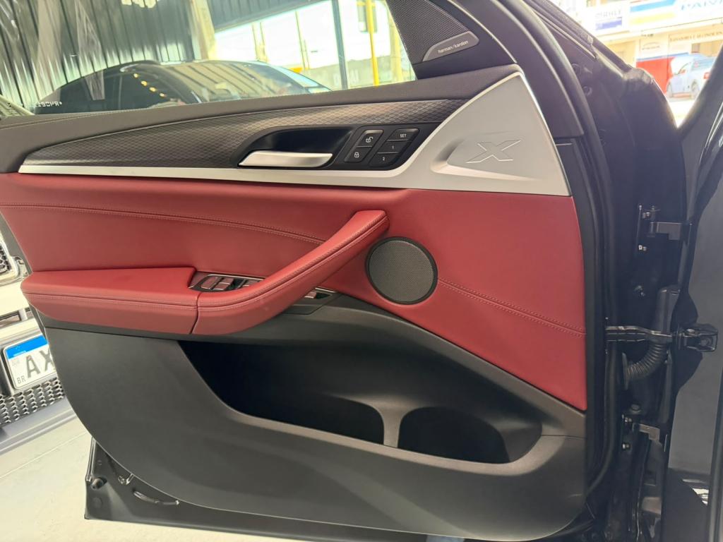 BMW X4 - Foto