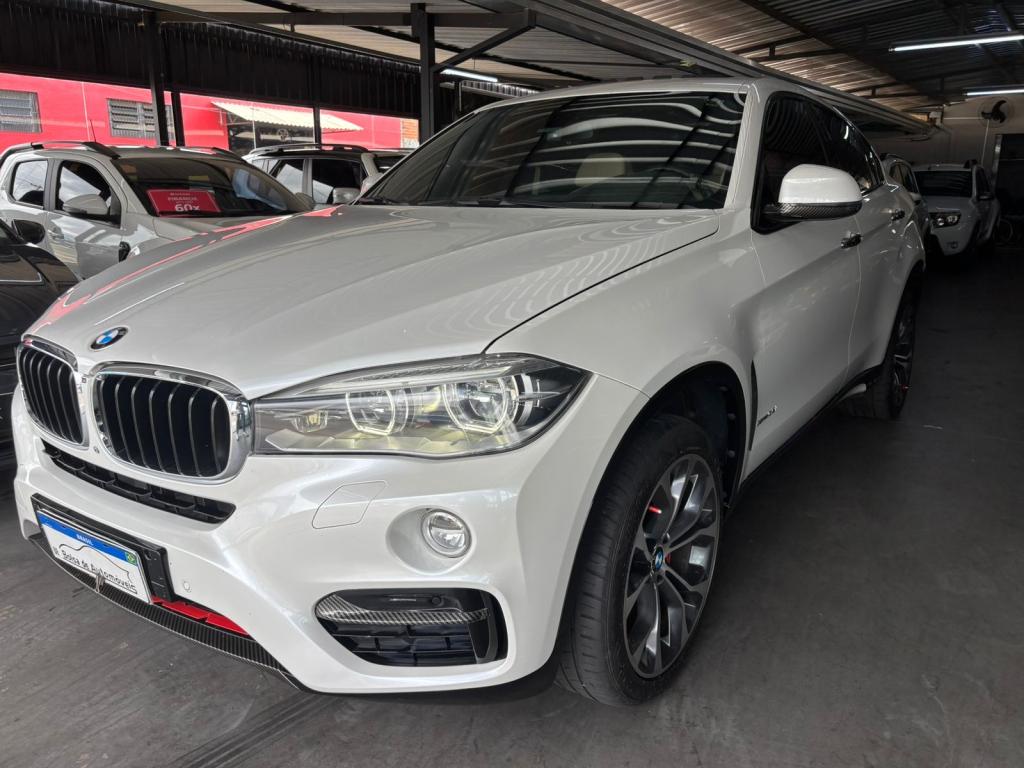 BMW X6 - Foto
