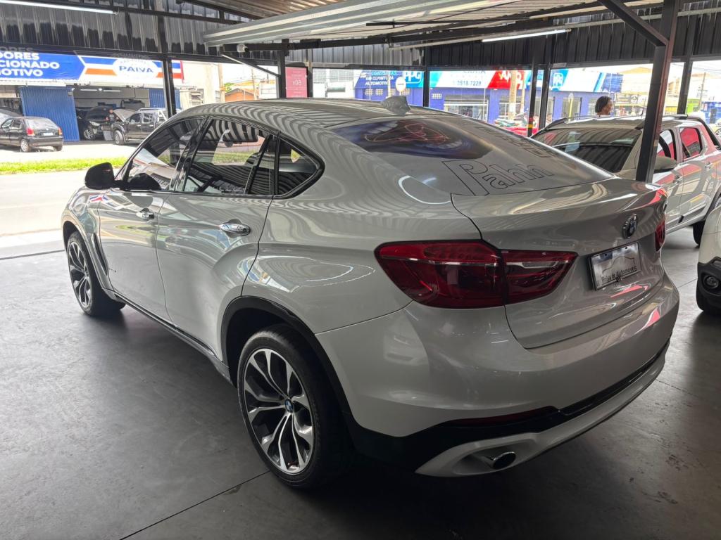 BMW X6 - Foto