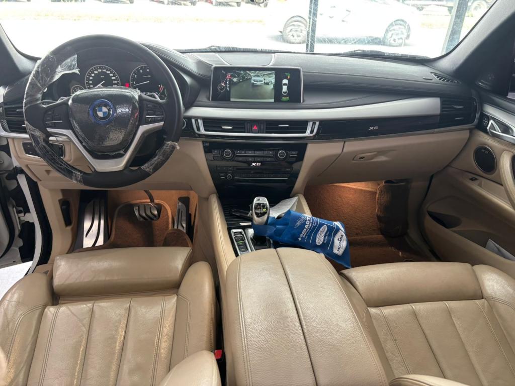 BMW X6 - Foto