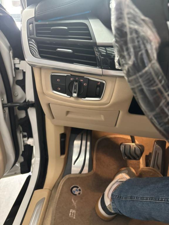 BMW X6 - Foto