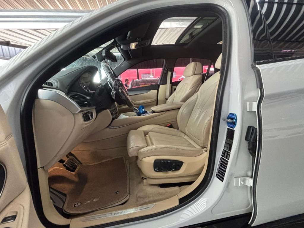 BMW X6 - Foto