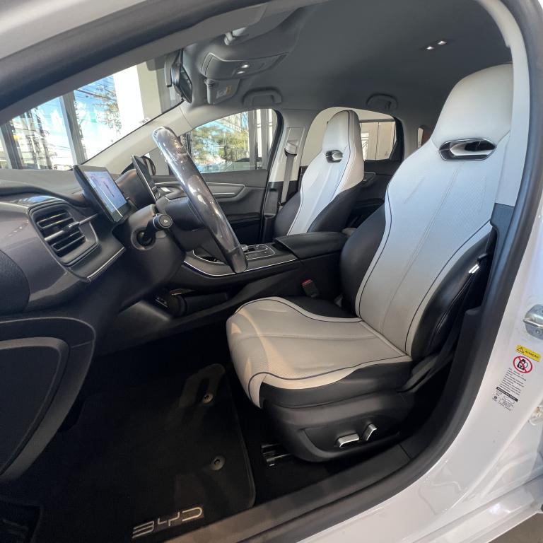 BYD King - Foto