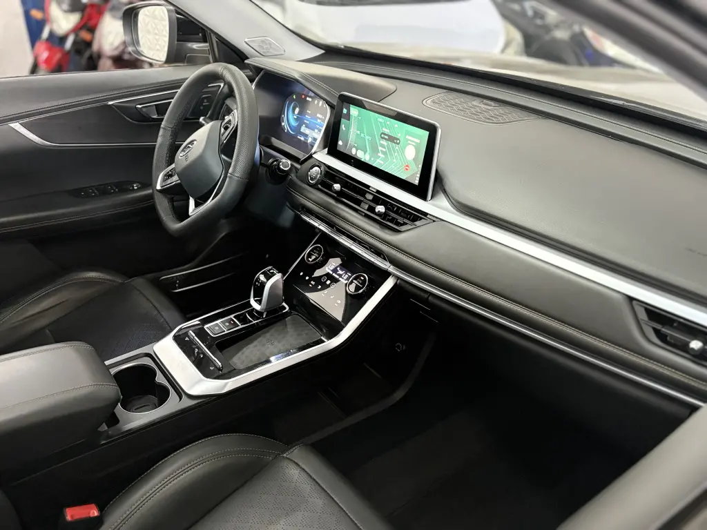 CHERY Tiggo 8 - Foto