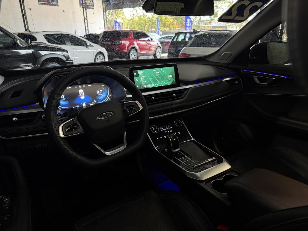 CHERY Tiggo 8 - Foto