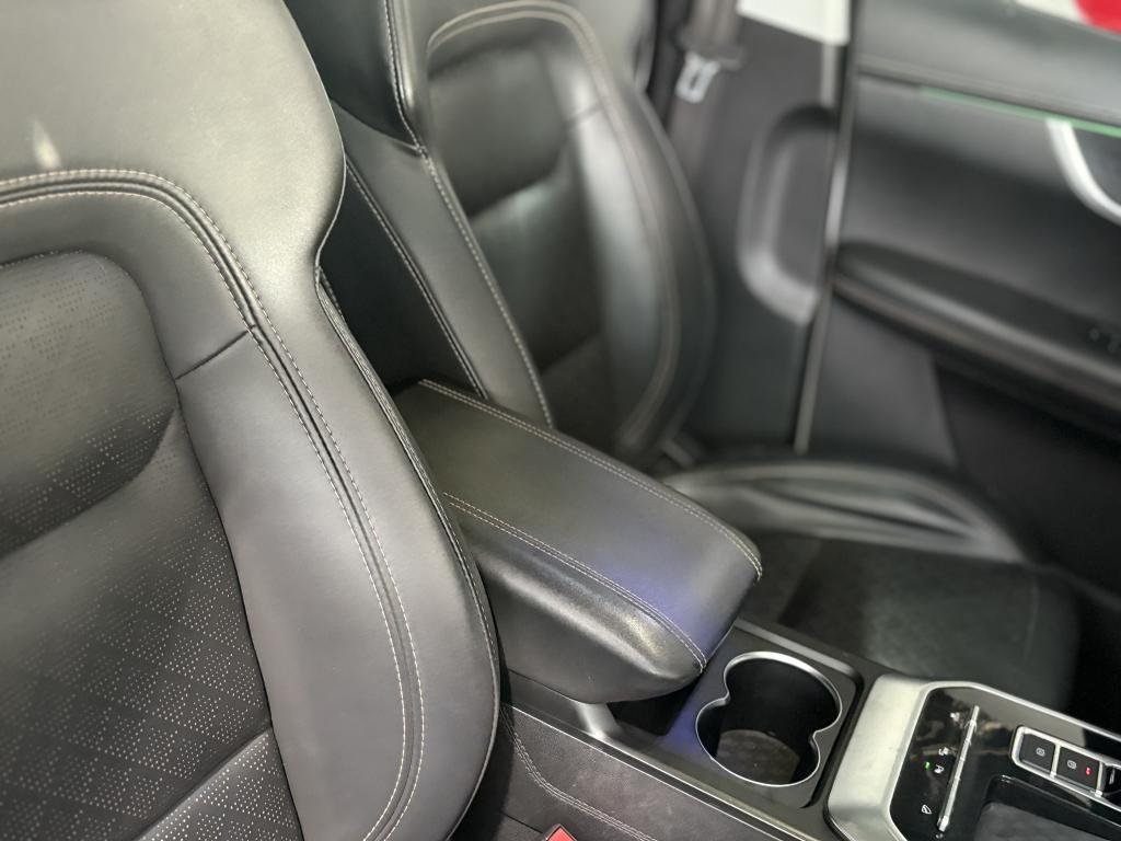 CHERY Tiggo 8 - Foto