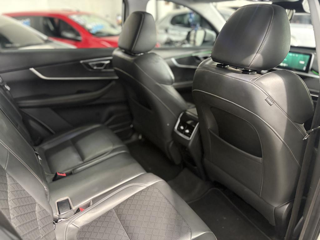 CHERY Tiggo 8 - Foto