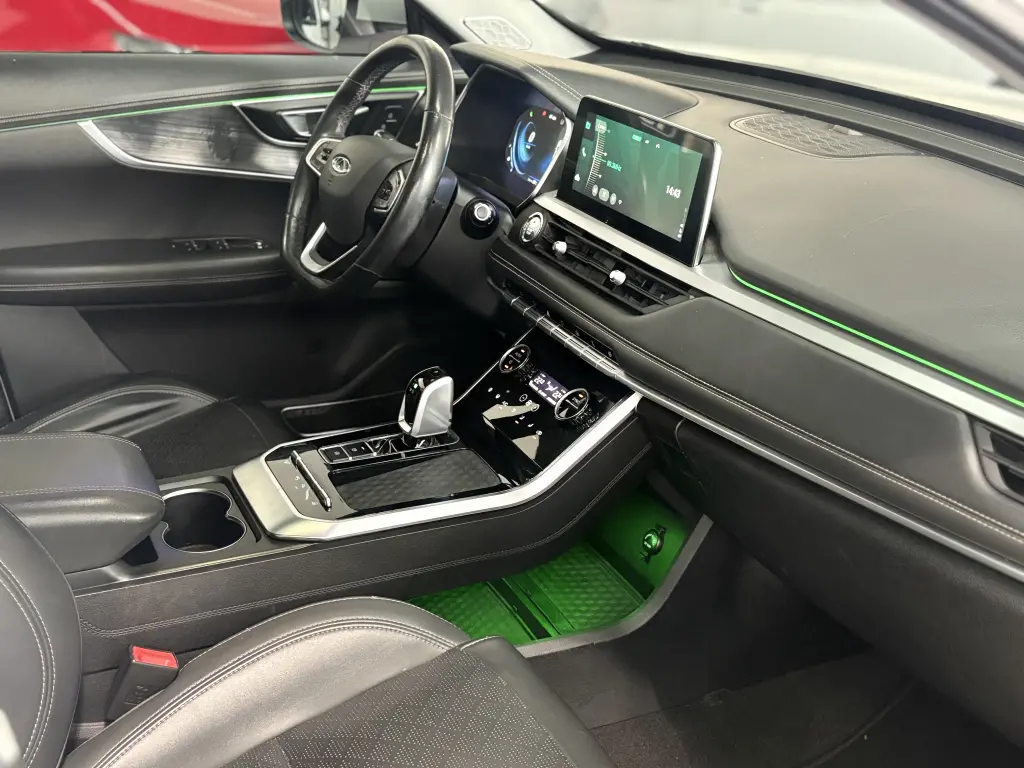 CHERY Tiggo 8 - Foto