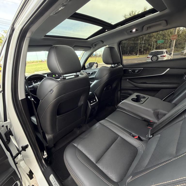 CHERY Tiggo 8 - Foto