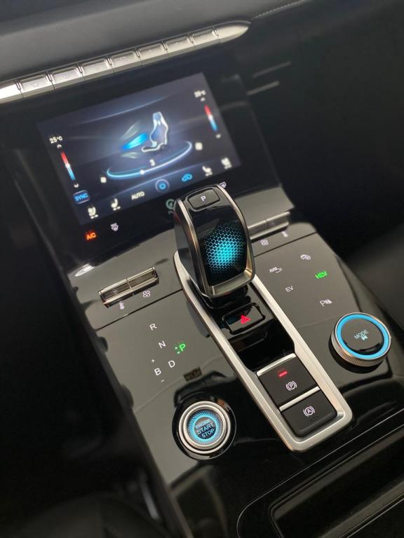 CHERY Tiggo 8 Pro - Foto