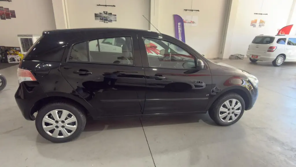 CHEVROLET Agile - Foto