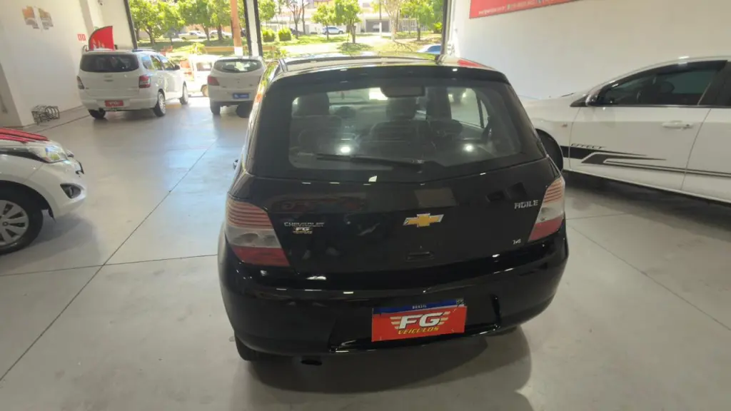 CHEVROLET Agile - Foto