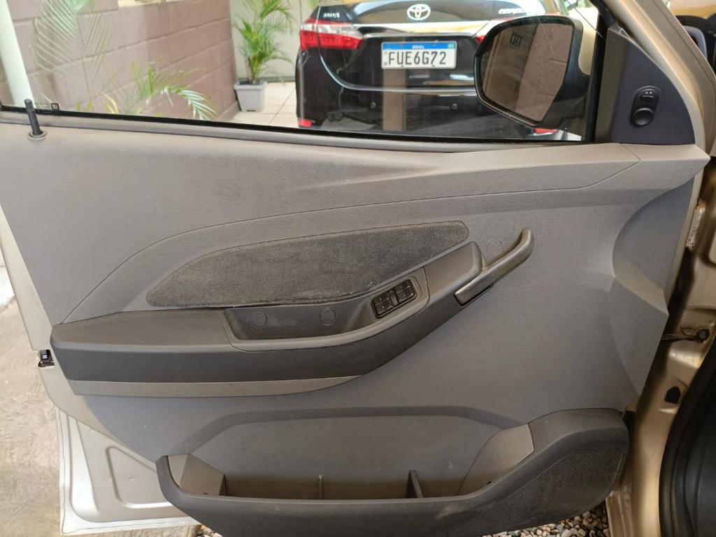 CHEVROLET Agile - Foto