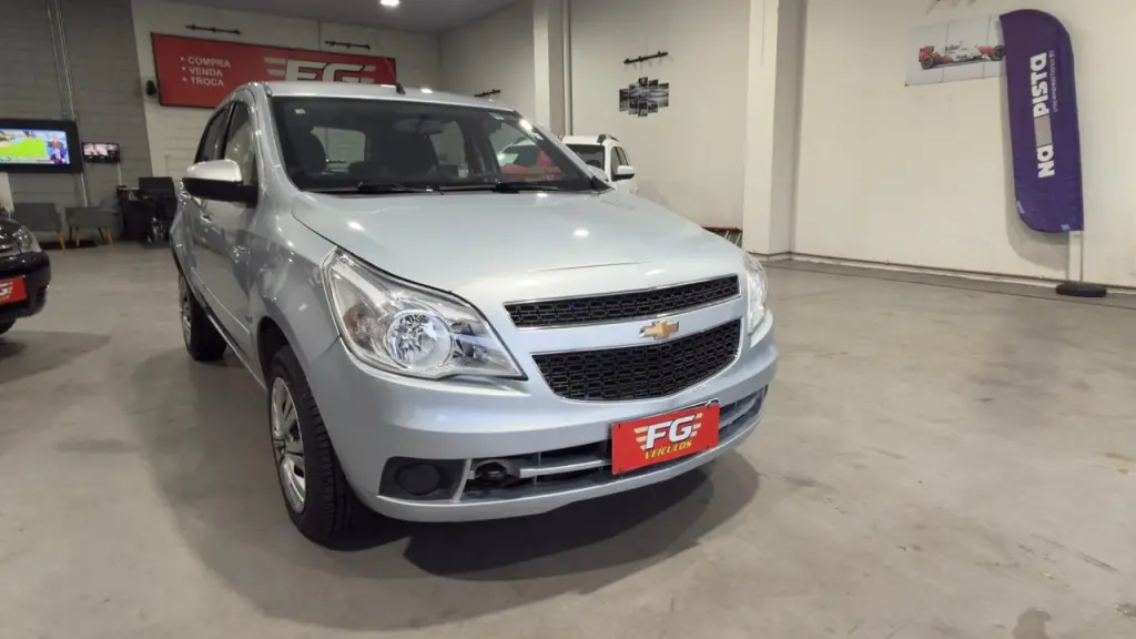 CHEVROLET Agile - Foto