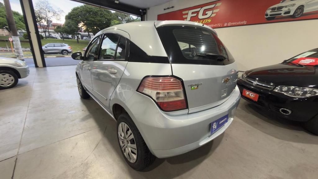 CHEVROLET Agile - Foto