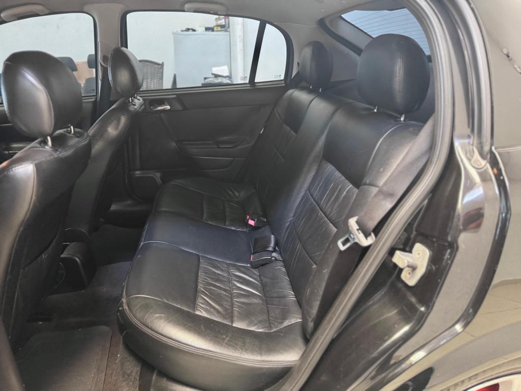 CHEVROLET Astra Hatch - Foto