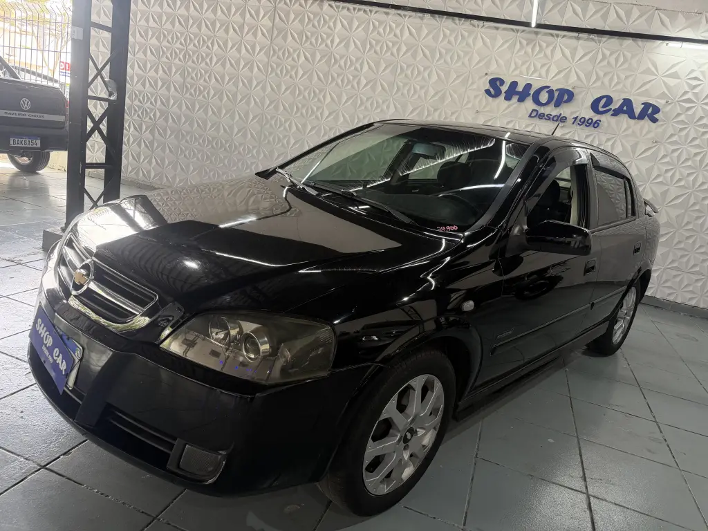 CHEVROLET Astra Hatch - Foto
