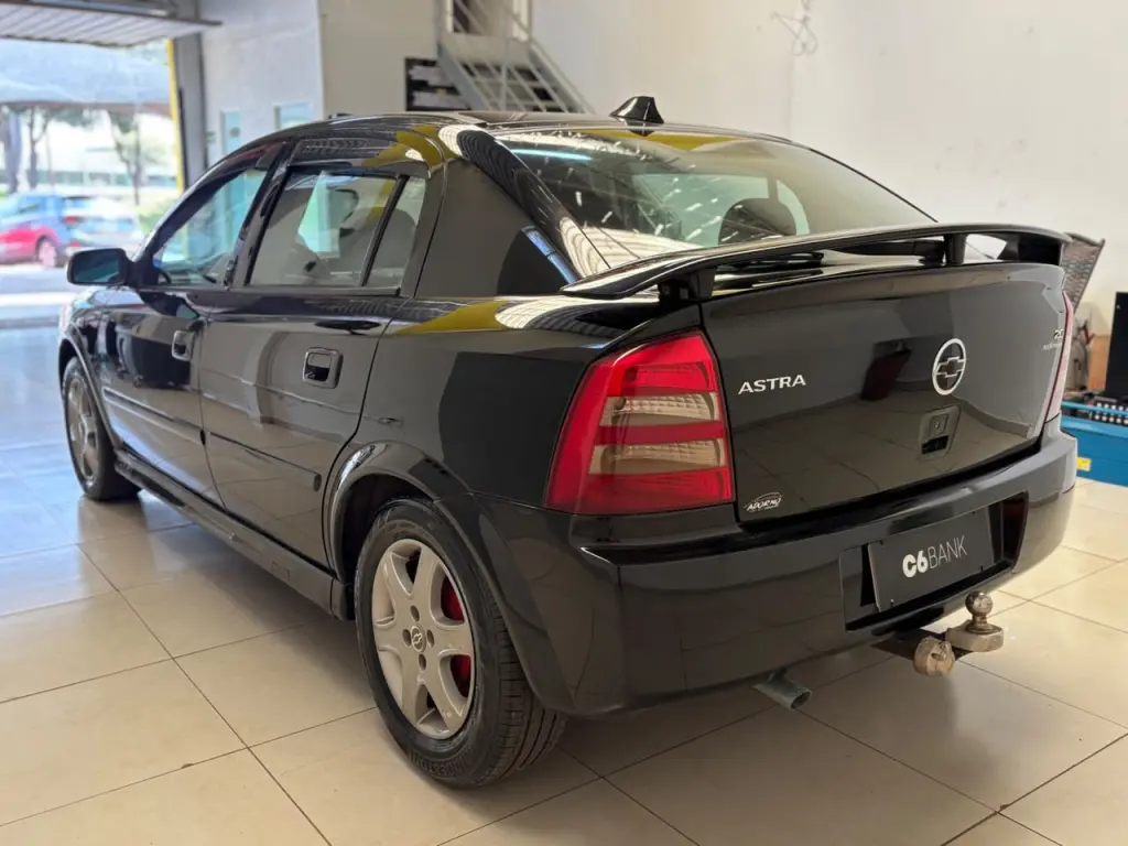 CHEVROLET Astra Hatch - Foto