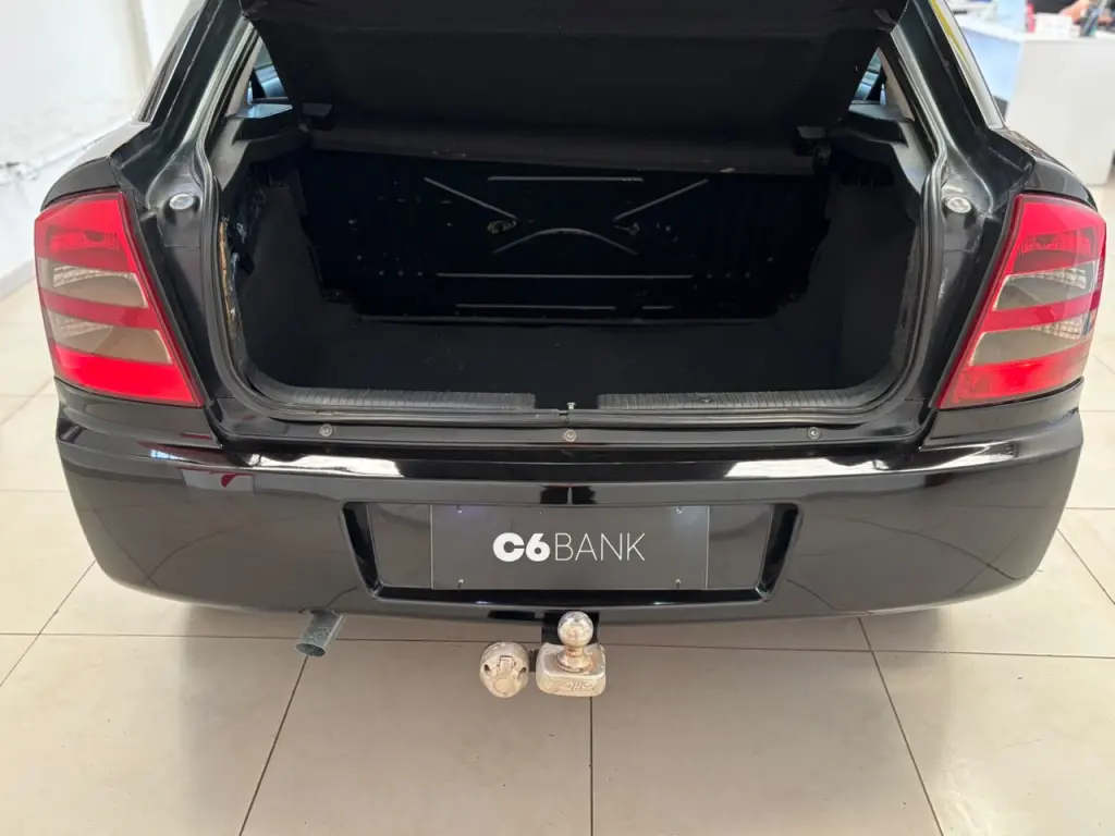 CHEVROLET Astra Hatch - Foto