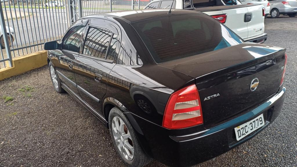 CHEVROLET Astra Sedan - Foto