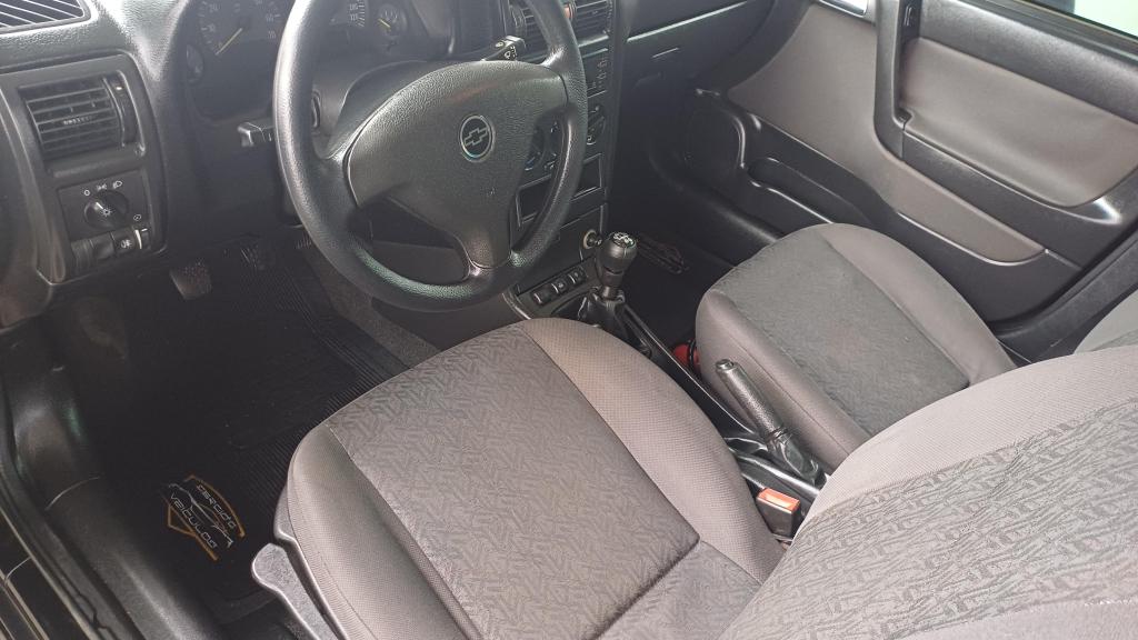 CHEVROLET Astra Sedan - Foto