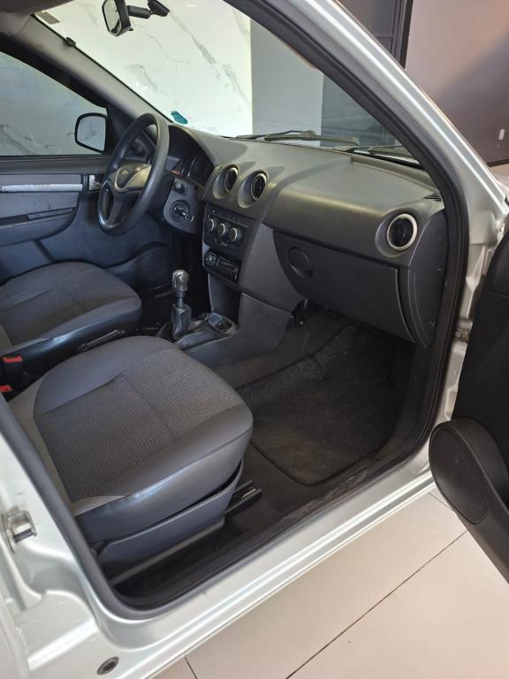 CHEVROLET Celta - Foto