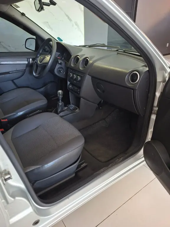 CHEVROLET Celta - Foto