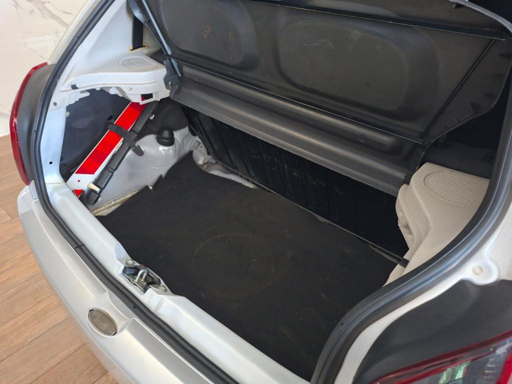 CHEVROLET Celta - Foto