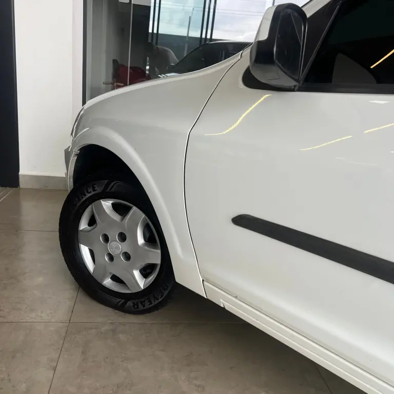 CHEVROLET Celta - Foto