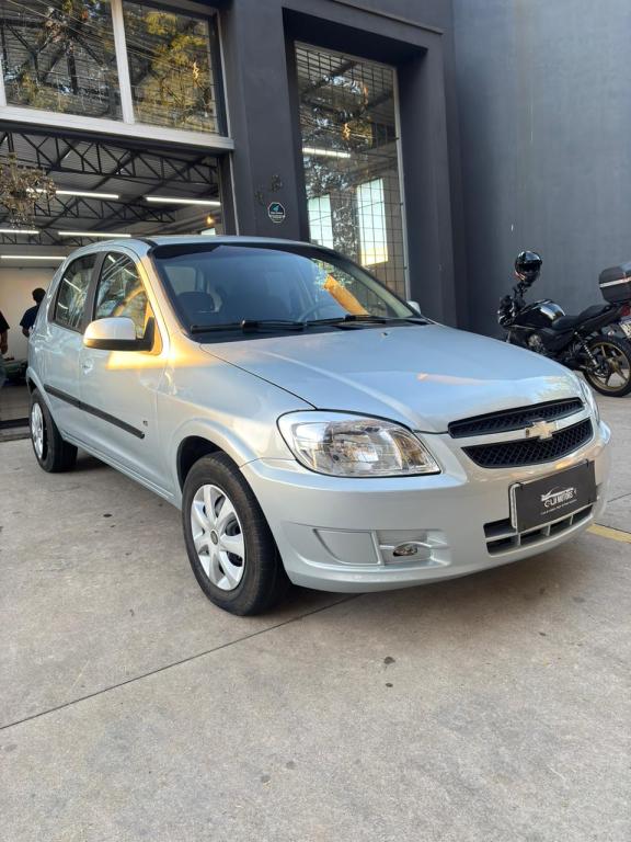 CHEVROLET Celta - Foto