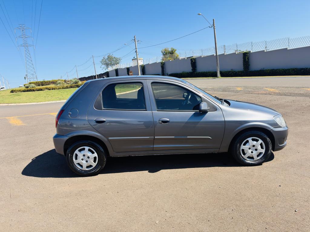 CHEVROLET Celta - Foto