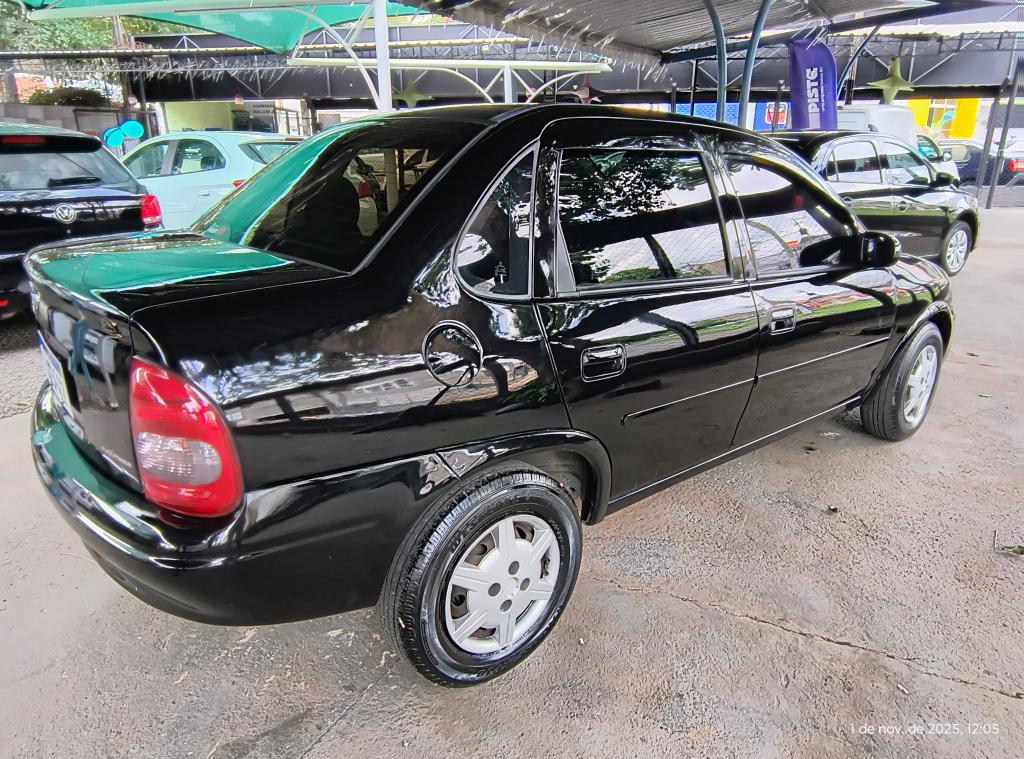 CHEVROLET Classic Sedan - Foto